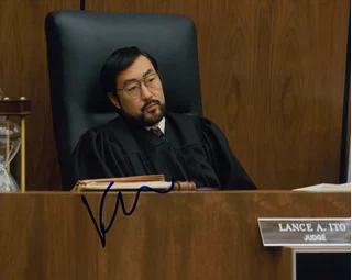 Kenneth  Choi autograph