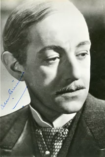 Alec Guinness autograph