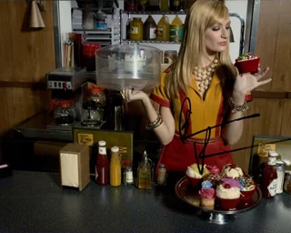 Beth Behrs autograph