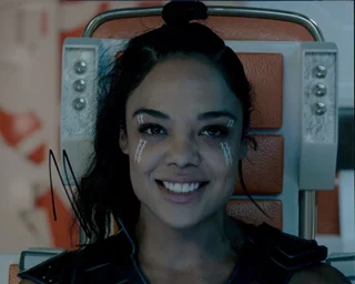 Tessa Thompson autograph