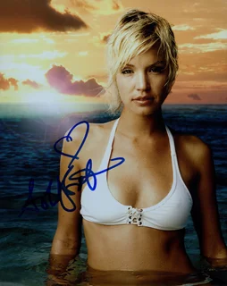 Ashley Scott autograph