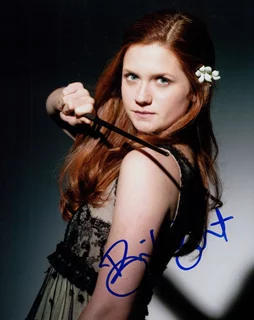 Bonnie Wright autograph