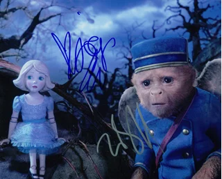Oz The Great and Powerful autograph