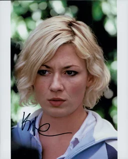 Kate Ashfield autograph