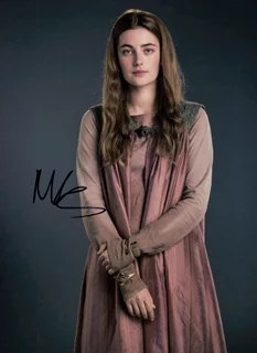 Millie Brady autograph