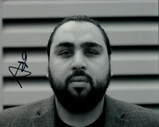 Asim Chaudhry autograph