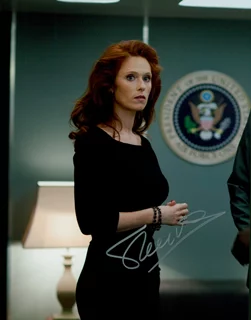 Audrey Fleurot autograph