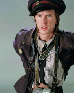 Lee Ingleby autograph