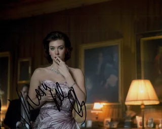 Vanessa Kirby autograph