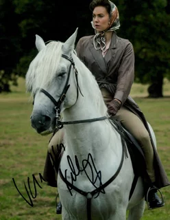 Vanessa Kirby autograph