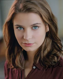 Alexa Yeames autograph