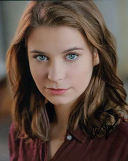 Alexa Yeames autograph