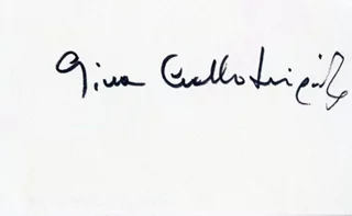 Gina Lollobrigida autograph
