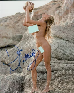 Dani Mathers autograph