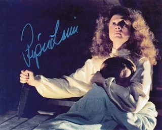 Piper Laurie autograph