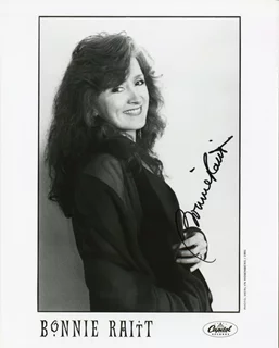 Bonnie Raitt autograph