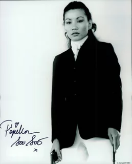 Papillon Soo Soo autograph