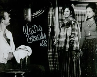 Martine Beswick autograph