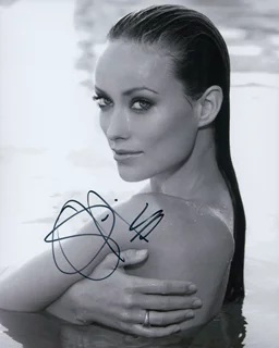 Olivia Wilde autograph