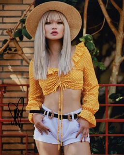 Kiki Wongo autograph