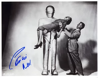 Patricia Neal autograph