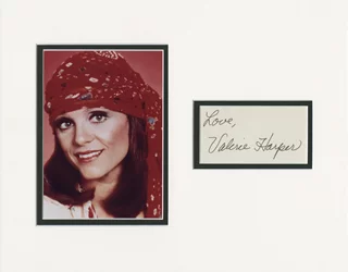 Valerie Harper autograph