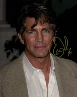 Eric Roberts autograph