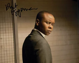 Kurt Egyiawan autograph