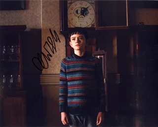 Lewis MacDougall autograph