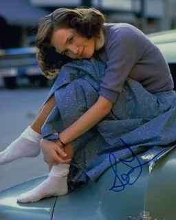 Lea Thompson autograph