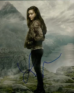 Lindsey Morgan autograph