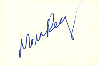 Moira Kelly autograph