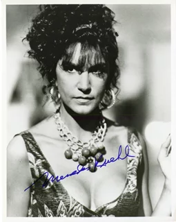 Mercedes Ruehl autograph