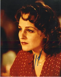 Helen Hunt autograph