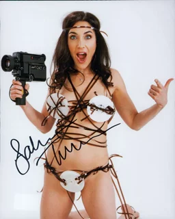 Lahna Turner autograph