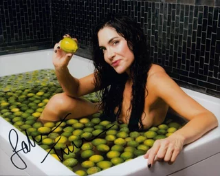 Lahna Turner autograph