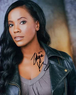 Zakiya Young autograph