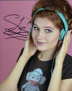 Serena Laurel autograph