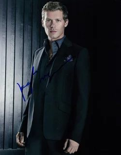 Joseph  Morgan autograph