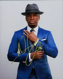 Ne-Yo autograph