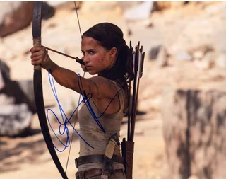 Alicia Vikander autograph