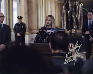 Holly Hunter autograph