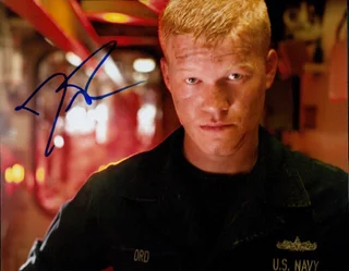 Jesse Plemons autograph