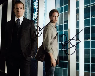 Suits autograph