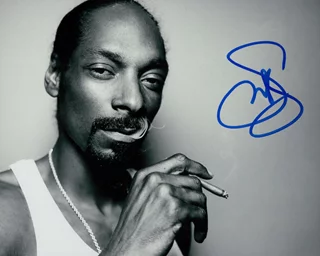 Snoop Dogg autograph