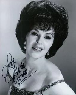 Wanda Jackson autograph