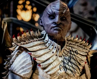 Mary Chieffo autograph