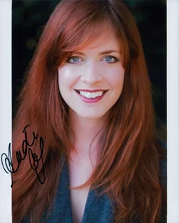Heidi Cox autograph