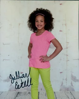 Jillian Estell autograph