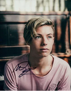 Mackenzie Sol autograph